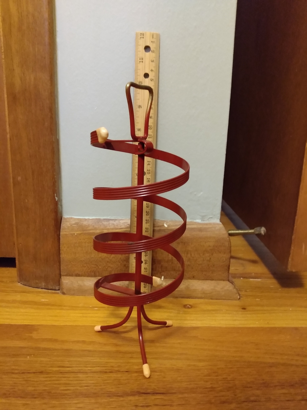Vintage Mid Century Modern Red Spiral Rotating Clip On Earring Holder